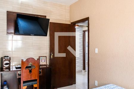 Casa à venda com 100m², 2 quartos e 2 vagas Casa à venda com 100m², 2 quartos e 2 vagasQuarto 1