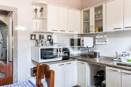 Casa à venda com 100m², 2 quartos e 2 vagas Casa à venda com 100m², 2 quartos e 2 vagasCozinha