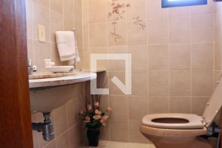 Apartamento para alugar com 300m², 4 quartos e 3 vagasLavabo