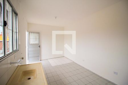Sala/Cozinha de apartamento para alugar com 1 quarto, 30m² em Cidade São Miguel, São Paulo