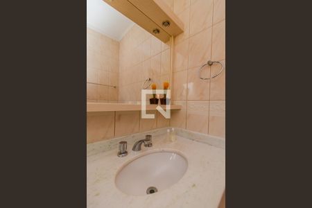 Casa de condomínio à venda com 132m², 3 quartos e 3 vagas Casa de condomínio à venda com 132m², 3 quartos e 3 vagasBanheiro Quarto 2 - Suíte