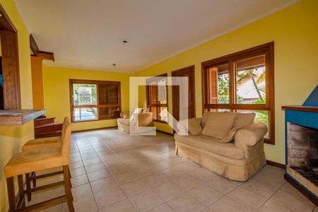 Sala de casa de condomínio à venda com 3 quartos, 132m² em Espirito Santo, Porto Alegre