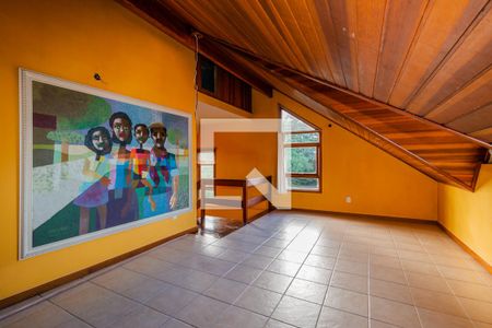 Casa de condomínio à venda com 132m², 3 quartos e 3 vagas Casa de condomínio à venda com 132m², 3 quartos e 3 vagasSala 2