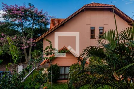 Casa de condomínio à venda com 132m², 3 quartos e 3 vagas Casa de condomínio à venda com 132m², 3 quartos e 3 vagasVista