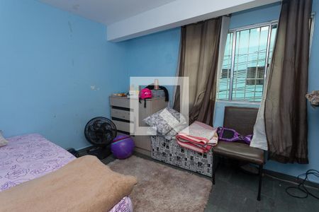 Quarto 1  de casa à venda com 5 quartos, 200m² em Conceição, Diadema
