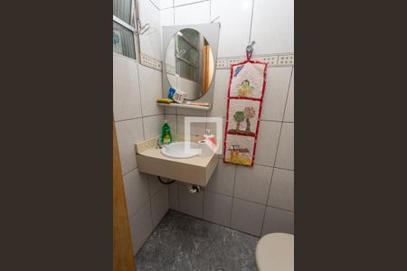 Lavabo  de casa à venda com 5 quartos, 200m² em Conceição, Diadema