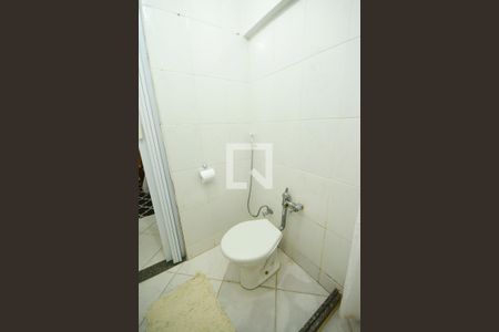 Banheiro de apartamento à venda com 1 quarto, 26m² em Flamengo, Rio de Janeiro