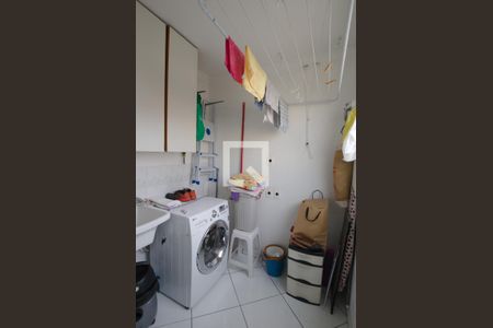 Apartamento para alugar com 64m², 2 quartos e 1 vaga Apartamento para alugar com 64m², 2 quartos e 1 vagaÁrea de serviço