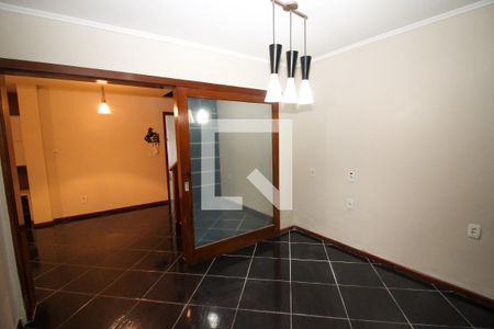 Sala de Jantar de casa à venda com 5 quartos, 200m² em Partenon, Porto Alegre