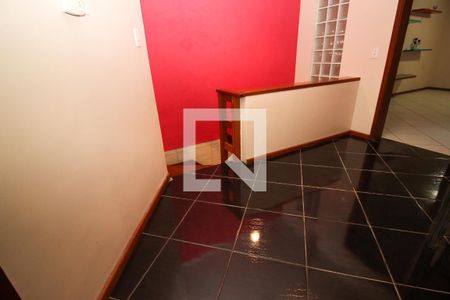 Casa à venda com 200m², 5 quartos e 2 vagasHall