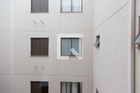 Vista da Sala de apartamento para alugar com 2 quartos, 43m² em Subsetor Leste - 8 (l-8), Ribeirão Preto