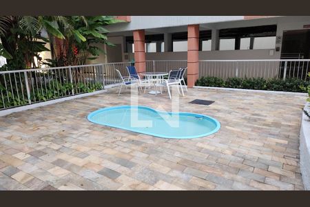 Apartamento à venda com 68m², 3 quartos e 1 vagaPiscina