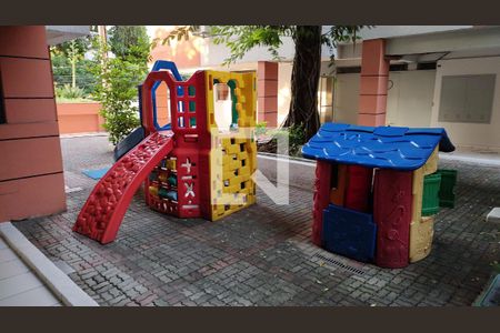 Apartamento à venda com 68m², 3 quartos e 1 vagaPlayground