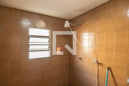 Casa à venda com 500m², 2 quartos e 8 vagasBanheiro 2