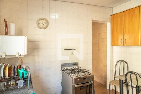 Casa à venda com 500m², 2 quartos e 8 vagasCozinha