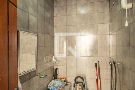 Casa à venda com 500m², 2 quartos e 8 vagasBanheiro 1