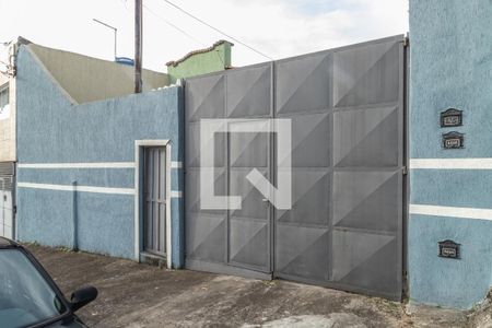 Casa à venda com 500m², 2 quartos e 8 vagasFachada