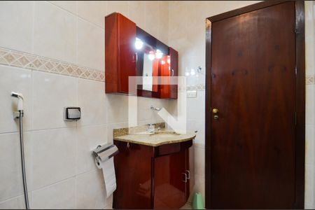 Casa à venda com 315m², 5 quartos e 5 vagas Casa à venda com 315m², 5 quartos e 5 vagasBanheiro da Suíte