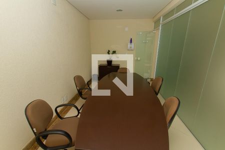 Apartamento à venda com 55m², 2 quartos e 2 vagas Apartamento à venda com 55m², 2 quartos e 2 vagasÁrea Comum Sala de Reuniões