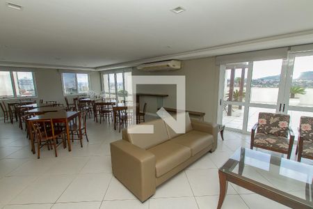 Apartamento à venda com 55m², 2 quartos e 2 vagas Apartamento à venda com 55m², 2 quartos e 2 vagasÁrea comum - Salão de festas