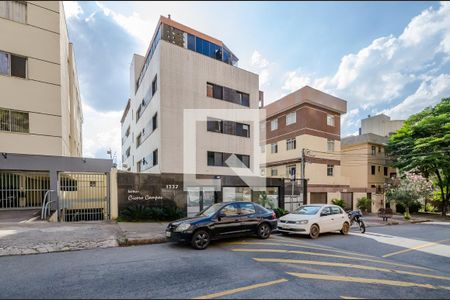 Apartamento à venda com 140m², 3 quartos e 2 vagasFachada