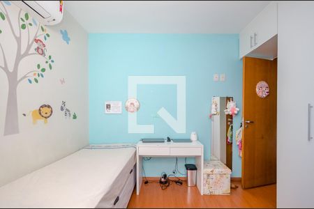 Apartamento à venda com 140m², 3 quartos e 2 vagasQuarto 2