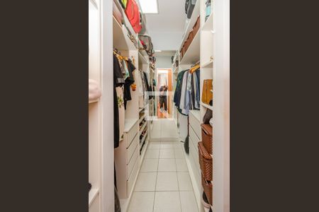 Apartamento à venda com 140m², 3 quartos e 2 vagasCloset