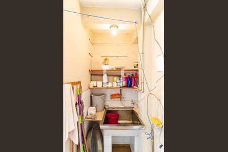 Casa à venda com 300m², 1 quarto e 3 vagasLavanderia