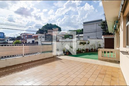 Casa à venda com 300m², 1 quarto e 3 vagasSacada