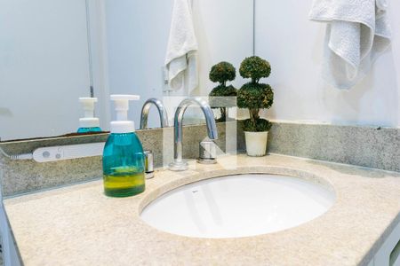 Apartamento à venda com 82m², 3 quartos e 1 vagaBanheiro 2