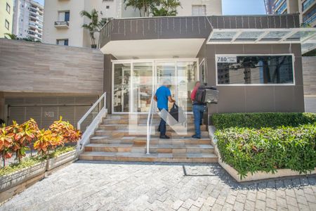Apartamento à venda com 52m², 2 quartos e 1 vagaFachada