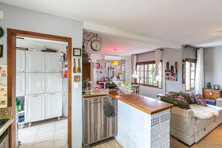 Casa à venda com 155m², 5 quartos e 3 vagas Casa à venda com 155m², 5 quartos e 3 vagasCozinha 2