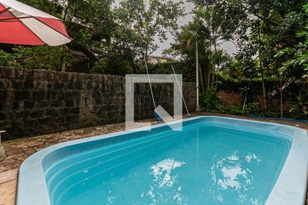 Casa à venda com 155m², 5 quartos e 3 vagas Casa à venda com 155m², 5 quartos e 3 vagasÁrea Externa