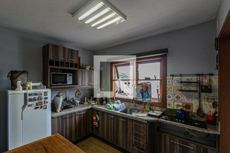 Casa à venda com 155m², 5 quartos e 3 vagas Casa à venda com 155m², 5 quartos e 3 vagasCozinha 2