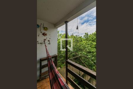 Casa à venda com 155m², 5 quartos e 3 vagas Casa à venda com 155m², 5 quartos e 3 vagasVaranda do Quarto 3