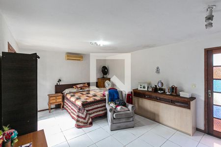 Casa à venda com 155m², 5 quartos e 3 vagas Casa à venda com 155m², 5 quartos e 3 vagasQuarto 5