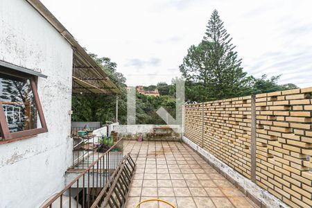 Casa à venda com 155m², 5 quartos e 3 vagas Casa à venda com 155m², 5 quartos e 3 vagasTerraço