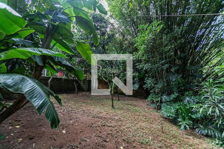 Casa à venda com 155m², 5 quartos e 3 vagas Casa à venda com 155m², 5 quartos e 3 vagasÁrea Externa