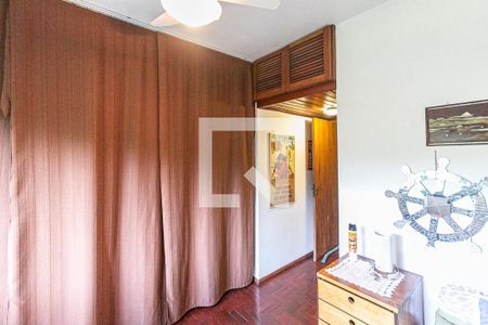 Casa à venda com 155m², 5 quartos e 3 vagas Casa à venda com 155m², 5 quartos e 3 vagasQuarto 2