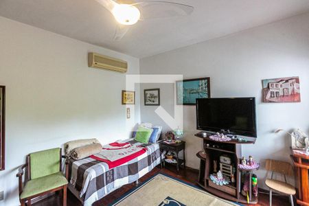 Casa à venda com 155m², 5 quartos e 3 vagas Casa à venda com 155m², 5 quartos e 3 vagasQuarto 3