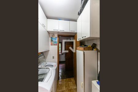 Casa à venda com 155m², 5 quartos e 3 vagas Casa à venda com 155m², 5 quartos e 3 vagasÁrea de Serviço