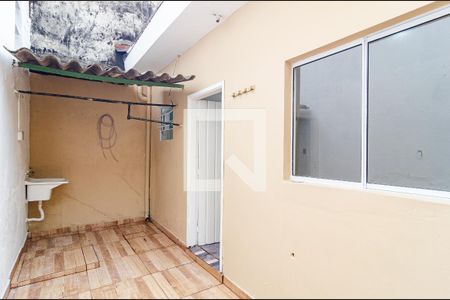 Casa para alugar com 65m², 2 quartos e sem vagaLavanderia