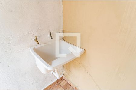 Casa para alugar com 65m², 2 quartos e sem vagaLavanderia