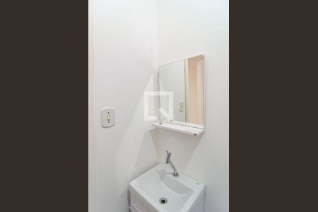 Casa para alugar com 65m², 2 quartos e sem vagaBanheiro Social