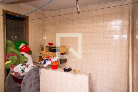 Casa à venda com 130m², 3 quartos e 2 vagas Casa à venda com 130m², 3 quartos e 2 vagasQuintal e área de serviço