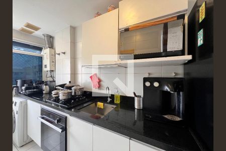 Apartamento à venda com 105m², 3 quartos e 2 vagasCozinha