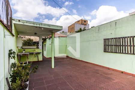 Casa para alugar com 118m², 2 quartos e 3 vagasQuintal