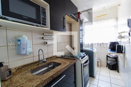 Apartamento à venda com 57m², 2 quartos e 1 vagaCozinha