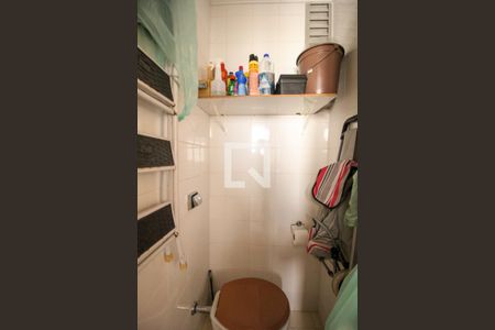 Apartamento à venda com 64m², 2 quartos e 1 vagaBanheiro de Serviço