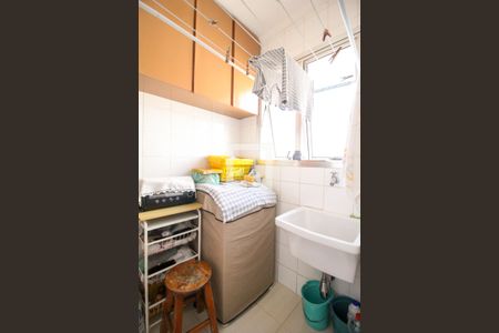 Apartamento à venda com 64m², 2 quartos e 1 vagaÁrea de Serviço